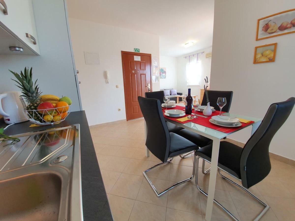 טרוגיר Apartment Tihana מראה חיצוני תמונה
