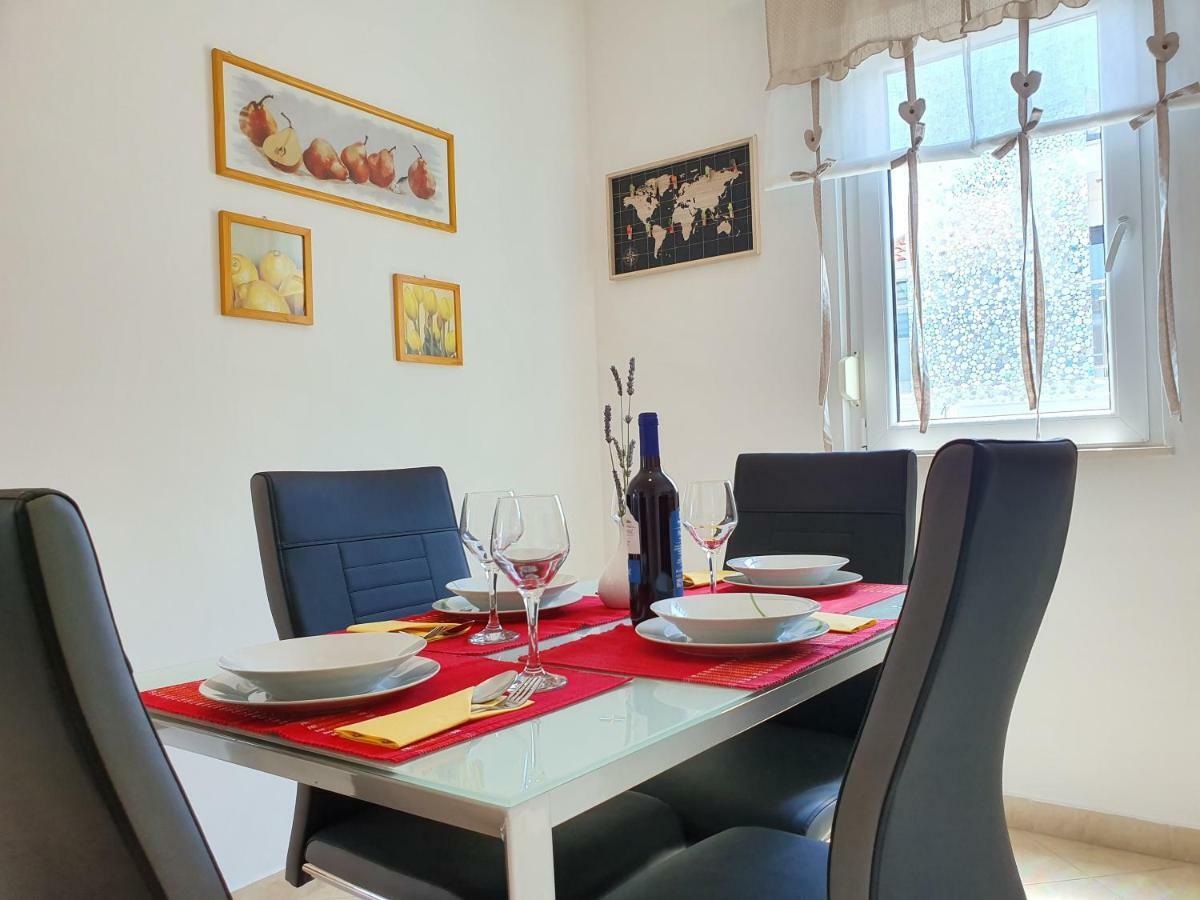 טרוגיר Apartment Tihana מראה חיצוני תמונה