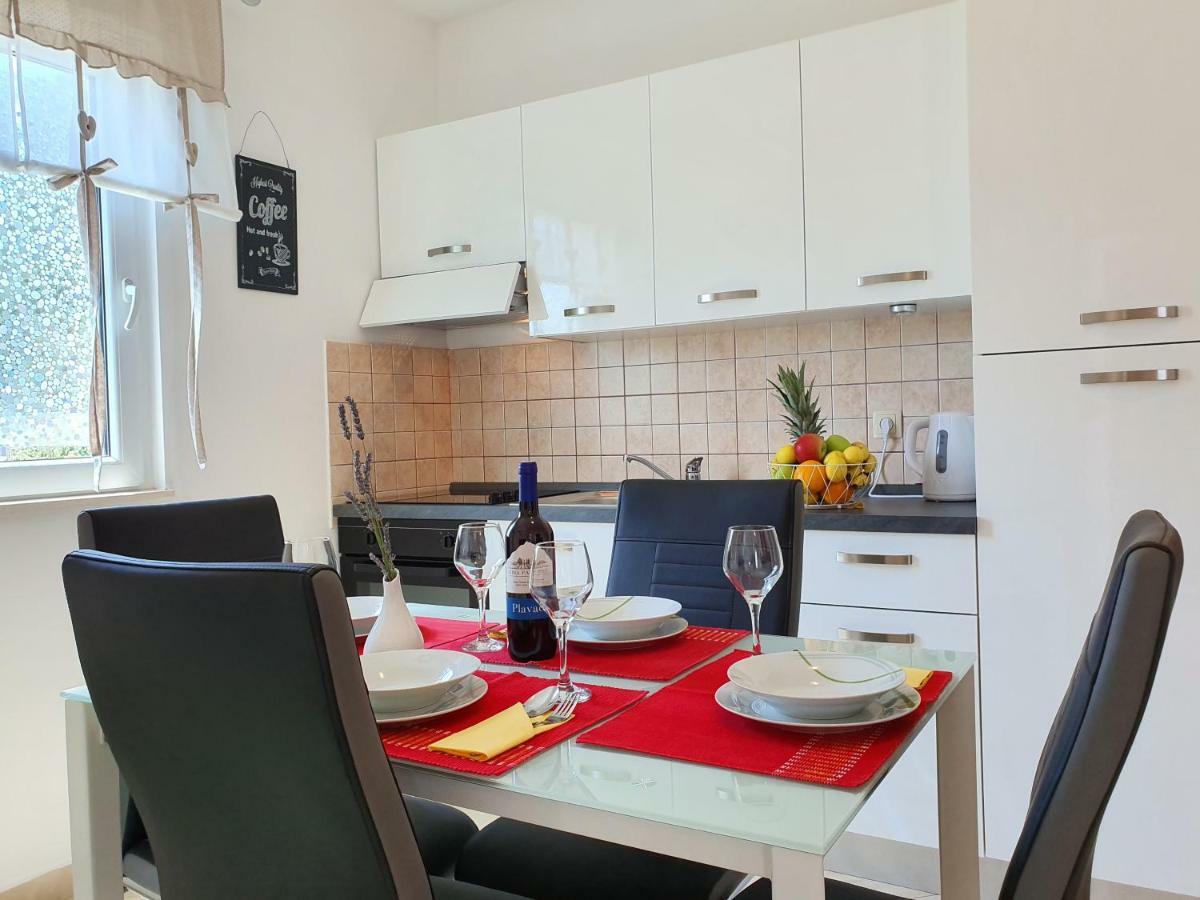 טרוגיר Apartment Tihana מראה חיצוני תמונה