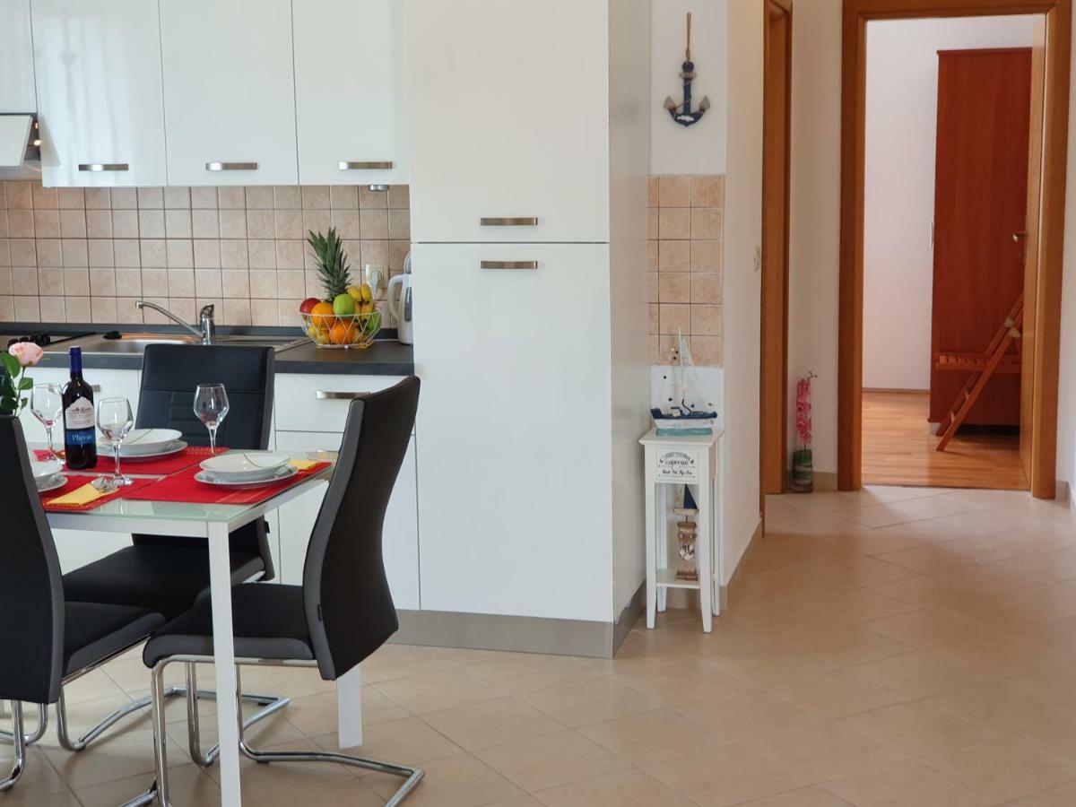 טרוגיר Apartment Tihana מראה חיצוני תמונה